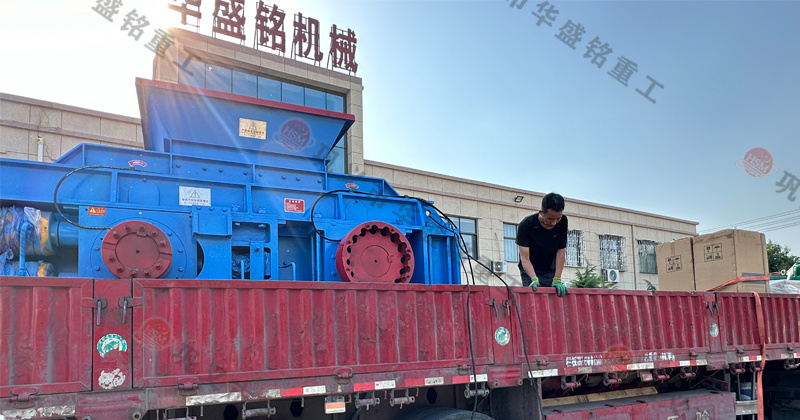 華盛銘廠家的對輥制砂機怎么樣？市場價一臺多少錢？